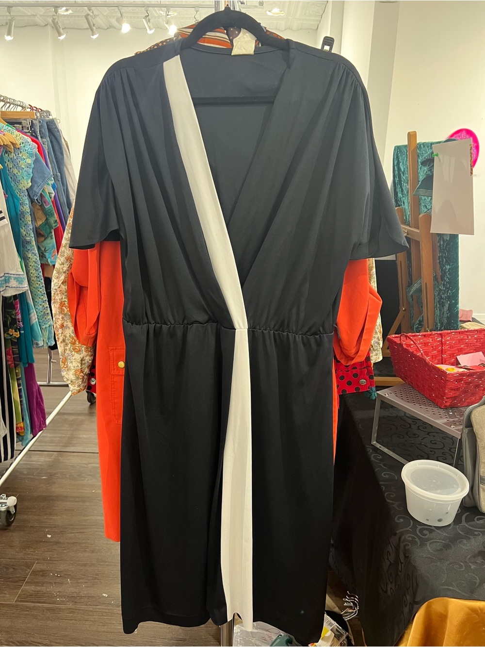 Vintage True 80s Black and White Faux-Wrap Women's Dress Plus Size